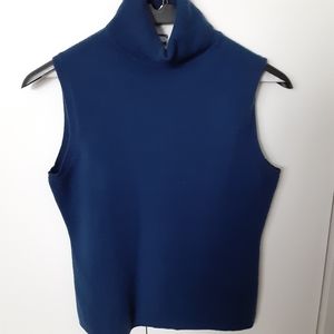 St John blue cashmere sleeveless turtleneck